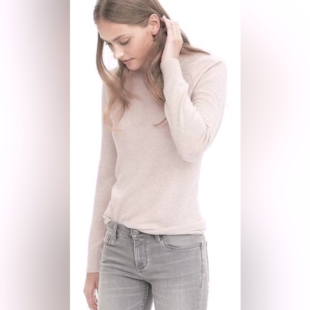 NWT Banana Republic Ecovero Serene Milano Turtleneck Sweater in Light Taupe